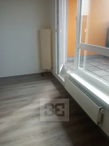 Pronájem bytu 1+kk, Praha - Vysočany, Pod Harfou, 36 m2