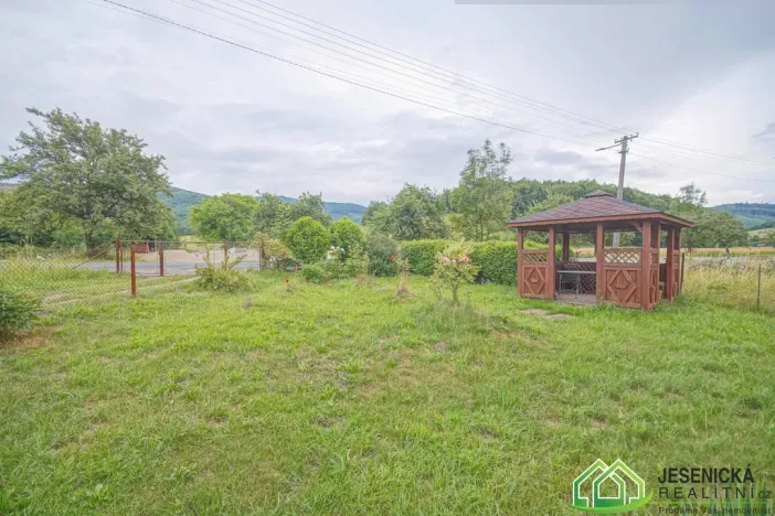 Prodej rodinného domu, Vápenná, 140 m2