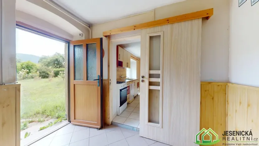Prodej rodinného domu, Vápenná, 140 m2