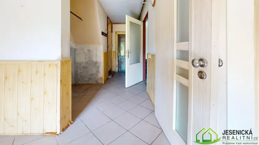 Prodej rodinného domu, Vápenná, 140 m2