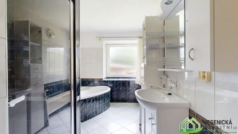 Prodej rodinného domu, Vápenná, 140 m2