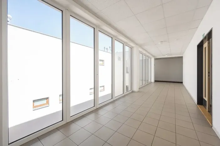 Pronájem bytu 3+kk, Brno, U Leskavy, 100 m2