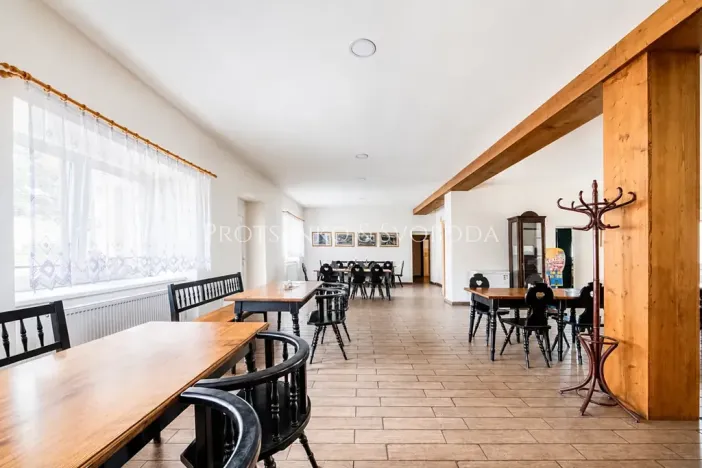 Prodej restaurace, Dobšice, Lahoferova, 218 m2