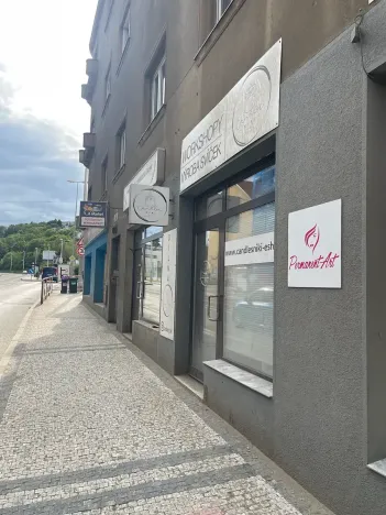 Pronájem obchodního prostoru, Praha - Smíchov, Radlická, 25 m2