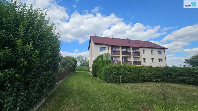 Prodej bytu 1+1, Chyšky, 77 m2