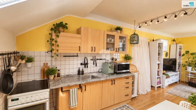 Prodej bytu 2+kk, Chyšky, 77 m2