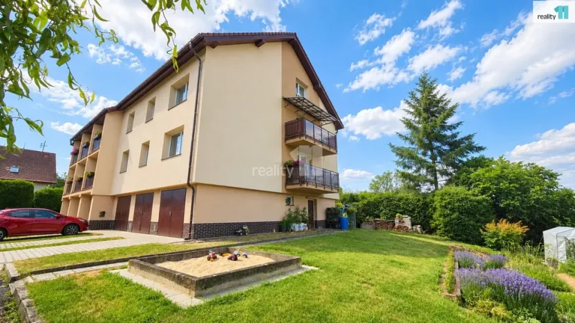 Prodej bytu 2+kk, Chyšky, 77 m2