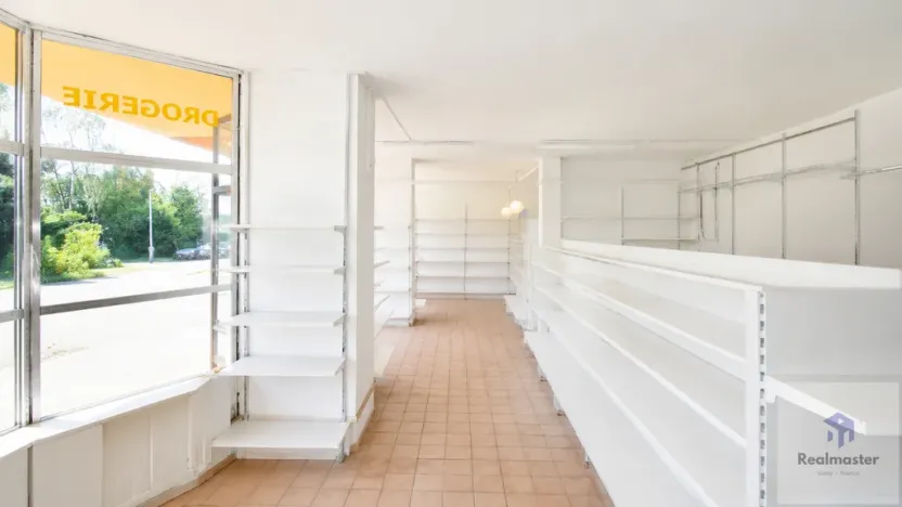 Prodej obchodního prostoru, Ústí nad Labem - Severní Terasa, Větrná, 132 m2