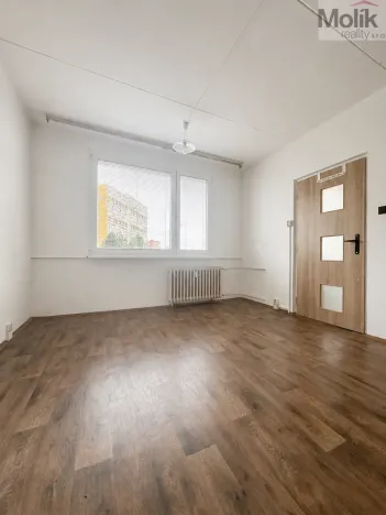 Pronájem bytu 1+1, Chomutov, Kundratická, 38 m2