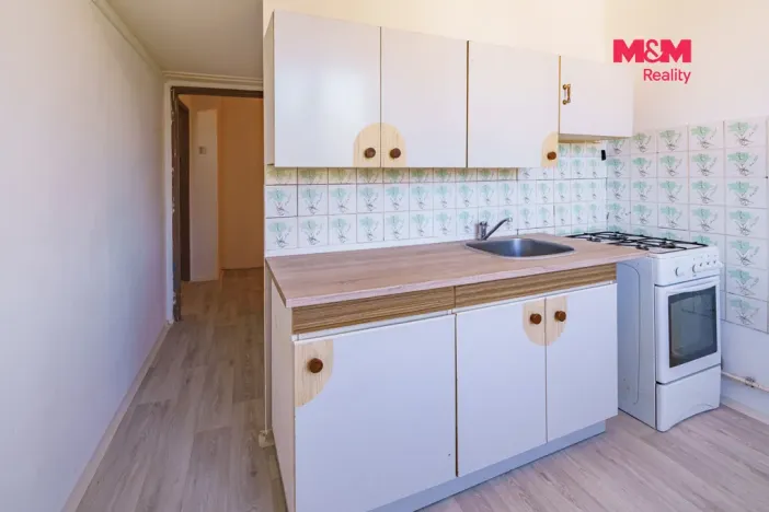 Prodej bytu 2+1, Plesná, 5. května, 50 m2