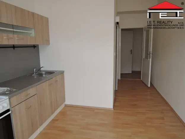 Pronájem bytu 1+1, Praha - Nusle, Křesomyslova, 42 m2