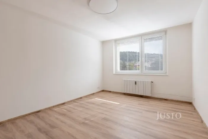 Pronájem bytu 2+1, Zlín, L. Váchy, 54 m2