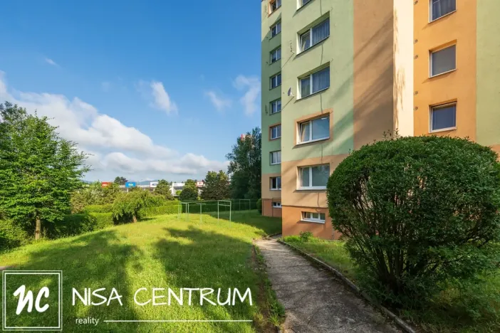Pronájem bytu 1+kk, Liberec, Polní, 27 m2