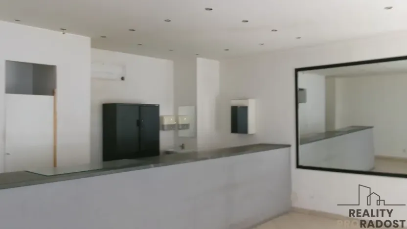 Pronájem obchodního prostoru, Brno, Křenová, 80 m2