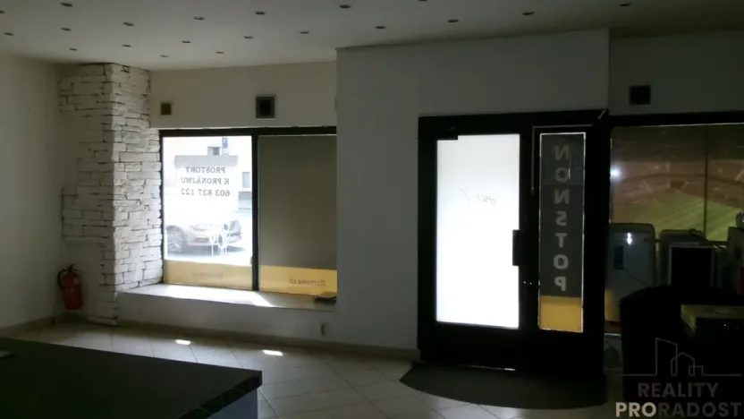 Pronájem obchodního prostoru, Brno, Křenová, 80 m2