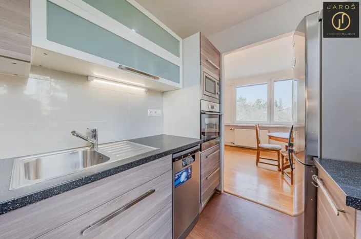 Pronájem bytu 2+kk, Praha - Prosek, Jablonecká, 55 m2