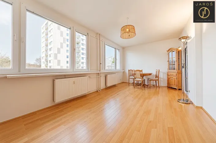 Pronájem bytu 2+kk, Praha - Prosek, Jablonecká, 55 m2