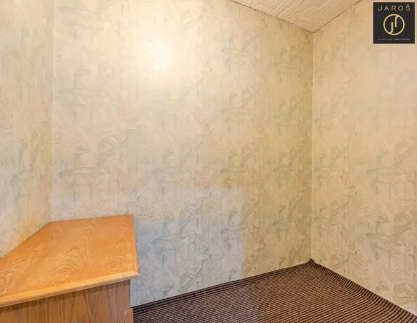 Pronájem bytu 2+kk, Praha - Prosek, Jablonecká, 55 m2