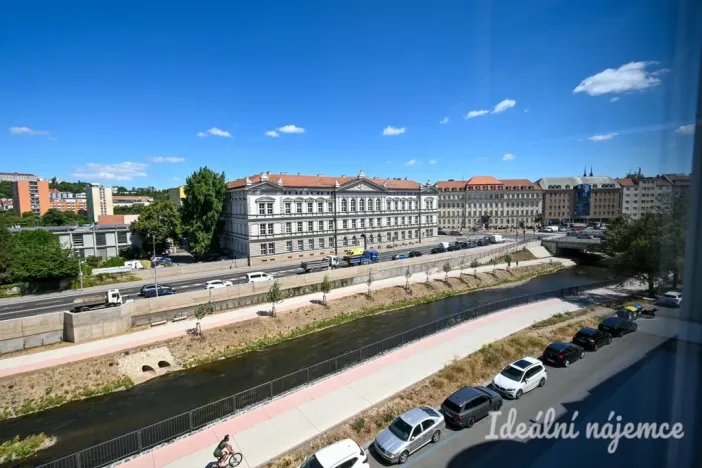 Pronájem bytu 2+kk, Brno, Táborského nábřeží, 56 m2