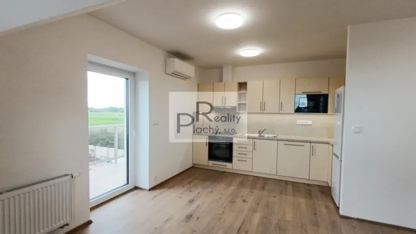 Prodej bytu 2+kk, Hevlín, 63 m2