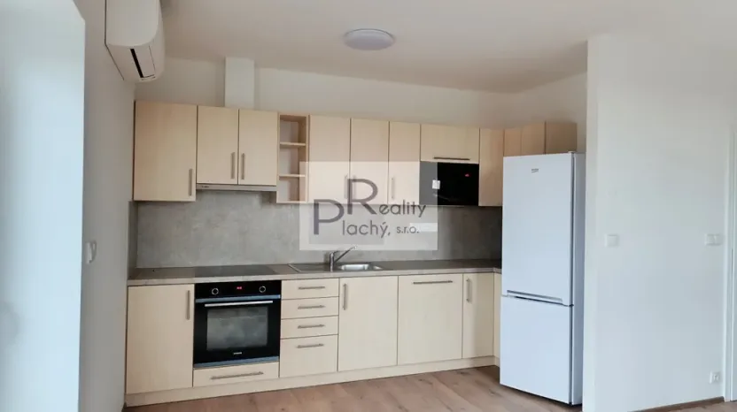 Prodej bytu 2+kk, Hevlín, 63 m2