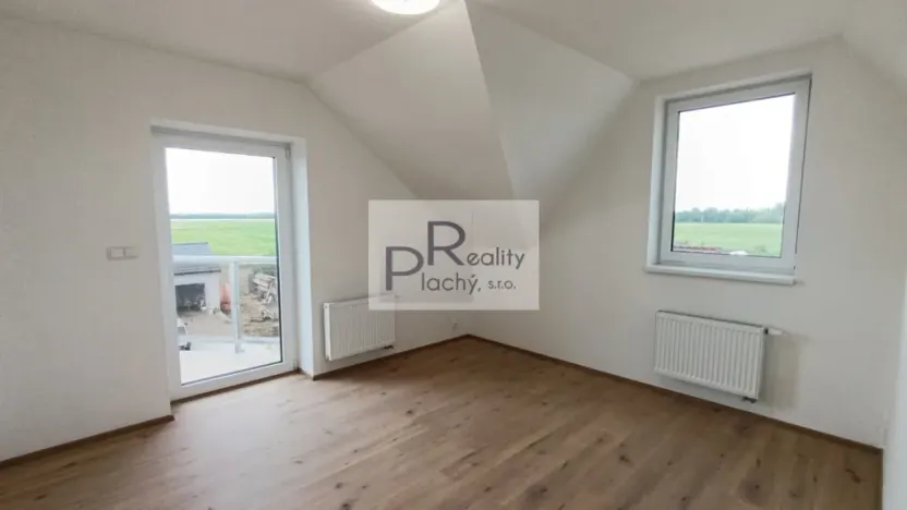 Prodej bytu 2+kk, Hevlín, 63 m2