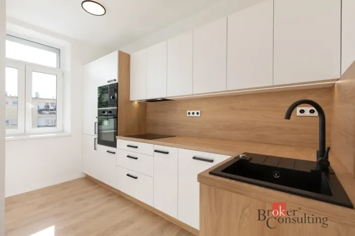Prodej bytu 3+kk, Opava - Předměstí, Těšínská, 69 m2