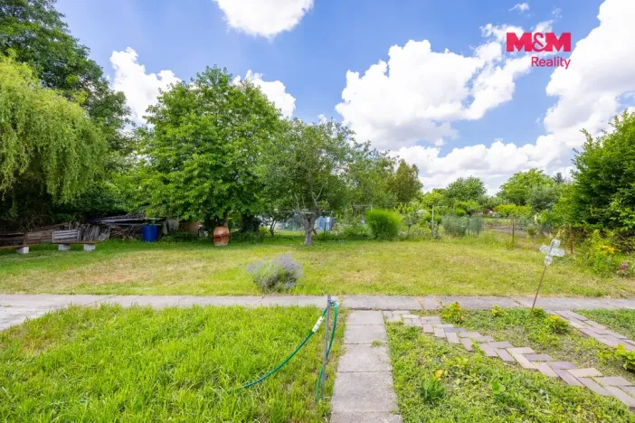 Prodej zahrady, Pardubice - Nové Jesenčany, 284 m2