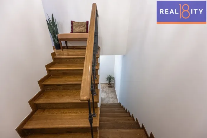 Prodej rodinného domu, Průhonice, Hlavní, 164 m2