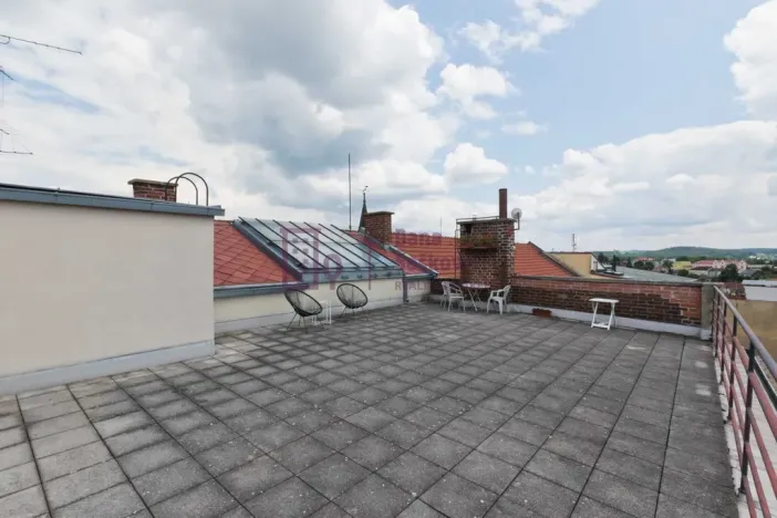 Pronájem bytu 1+kk, Jindřichův Hradec - Jindřichův Hradec I, Komenského, 27 m2