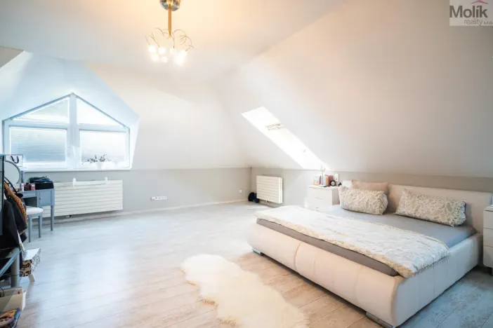 Prodej rodinného domu, Hýskov, Na Viničkách, 308 m2