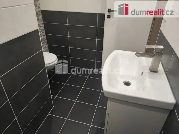 Pronájem bytu 1+1, Spálené Poříčí, Zámecká, 39 m2