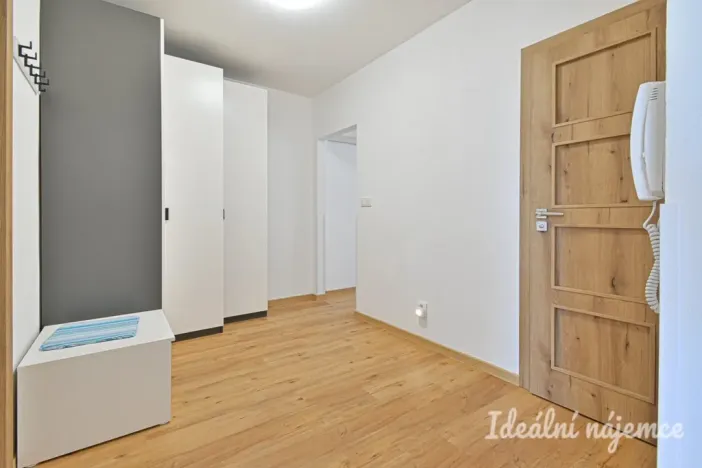 Pronájem bytu 2+1, Brno, Medlánecká, 57 m2