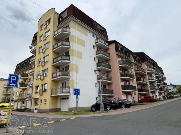 Pronájem bytu 2+kk, Kladno, Vojtěcha Lanny, 58 m2