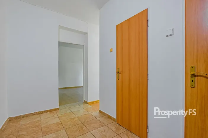 Prodej bytu 1+1, Karviná - Ráj, Školská, 35 m2