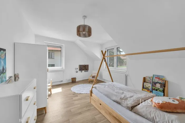 Prodej bytu 4+kk, Býkev, 128 m2