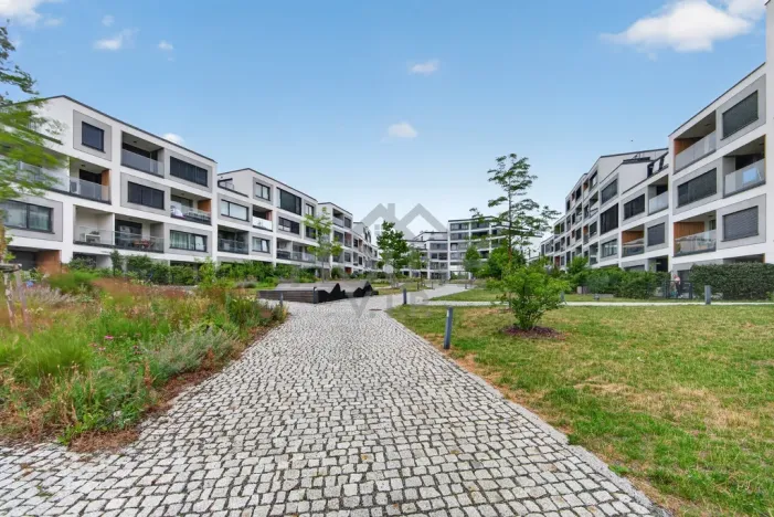 Prodej bytu 3+kk, Praha - Hlubočepy, Dostalové, 65 m2