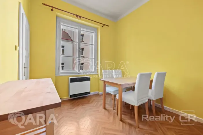Pronájem bytu 2+1, Praha - Žižkov, Roháčova, 75 m2