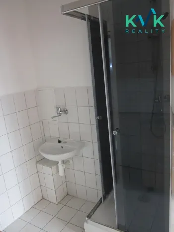 Pronájem bytu 1+kk, Karlovy Vary, Krále Jiřího, 22 m2