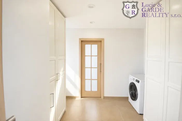 Prodej bytu 3+kk, Sedlčany, Sokolovská, 69 m2