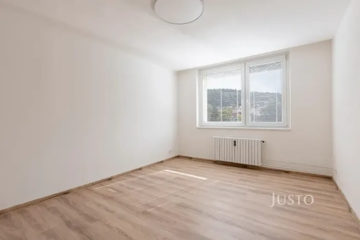 Pronájem bytu 2+1, Zlín, L. Váchy, 54 m2