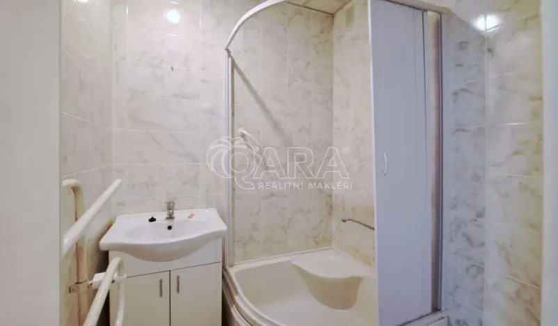 Prodej bytu 3+1, Praha - Strašnice, Černokostelecká, 63 m2