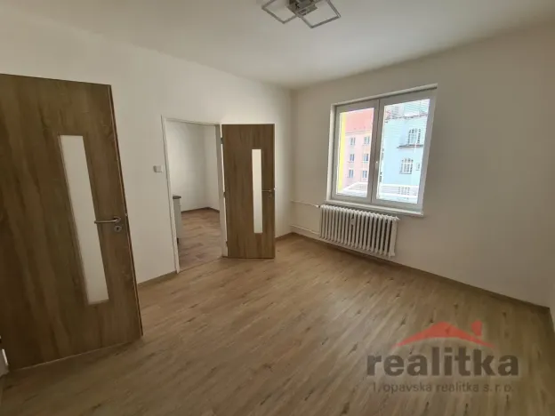 Pronájem bytu 2+1, Opava - Město, Pekařská, 56 m2