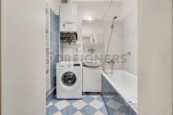 Pronájem bytu 2+kk, Praha - Nusle, Táborská, 51 m2