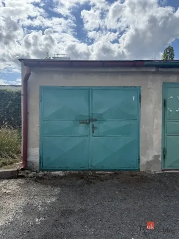 Pronájem garáže, Chomutov, Černovická, 18 m2