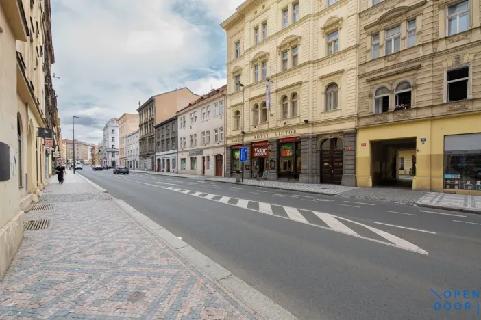 Pronájem bytu 2+kk, Praha - Žižkov, Husitská, 40 m2