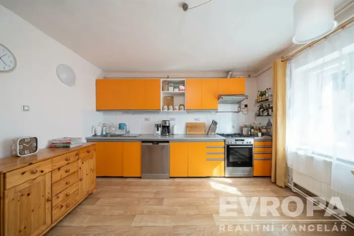 Prodej rodinného domu, Vrchlabí, U lázní, 200 m2