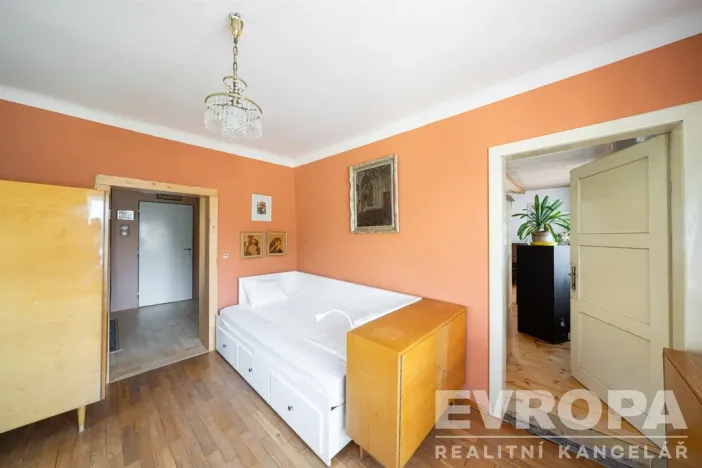 Prodej rodinného domu, Vrchlabí, U lázní, 200 m2