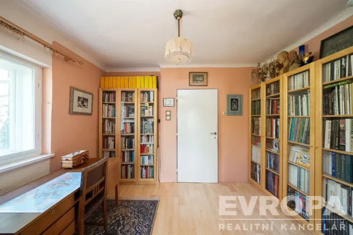 Prodej rodinného domu, Vrchlabí, U lázní, 200 m2