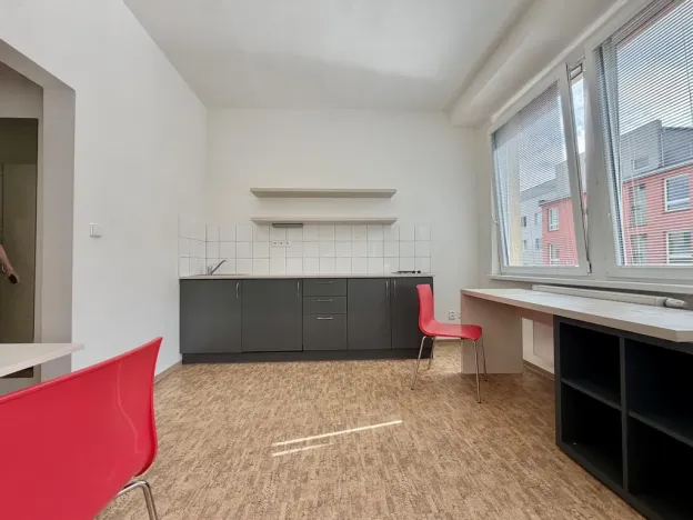 Pronájem apartmánu, Praha - Smíchov, Křížová, 27 m2